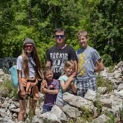 Best Outdoor Activities for Family Adventure Trips featured