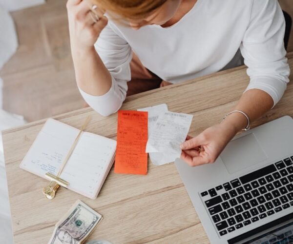 How to Manage Travel Budget Effectively: Full Guide