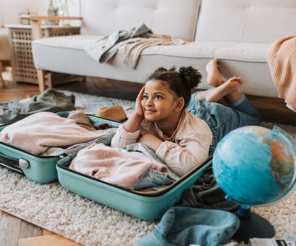 How to Travel With Kids Without Stress: A Complete Guide