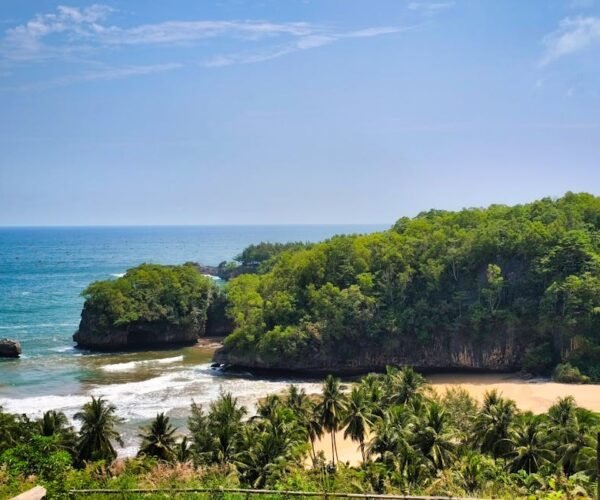 Top Places to Visit in Indonesia for Beach Lovers