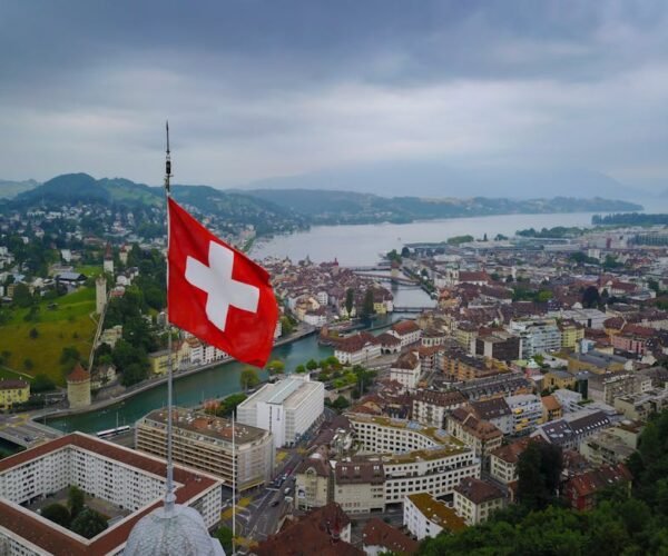 Top Places to Visit in Switzerland for Scenic Views